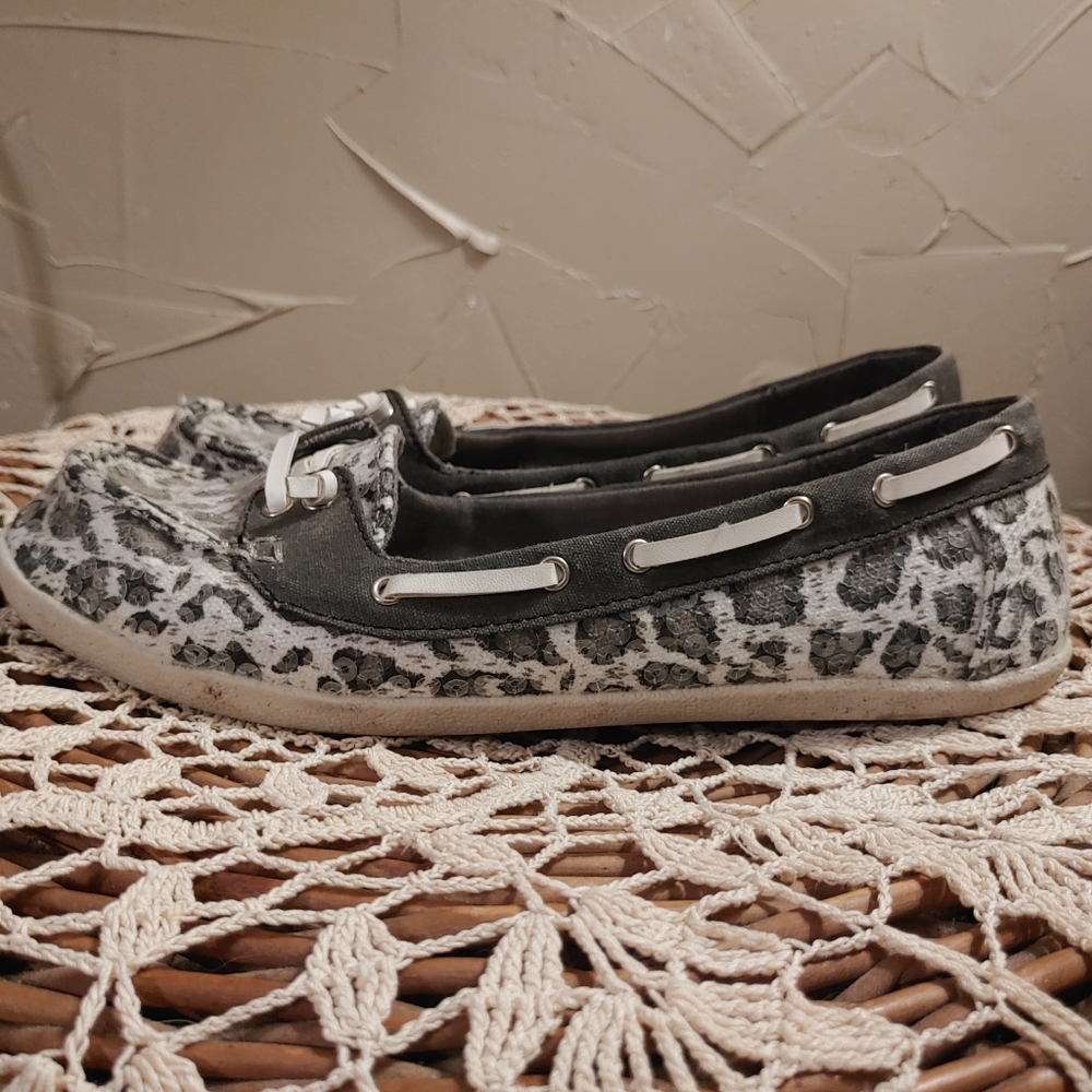 Unrated Gray Leopard Sequins Loafers Flats Shoes - Picture 4 of 8